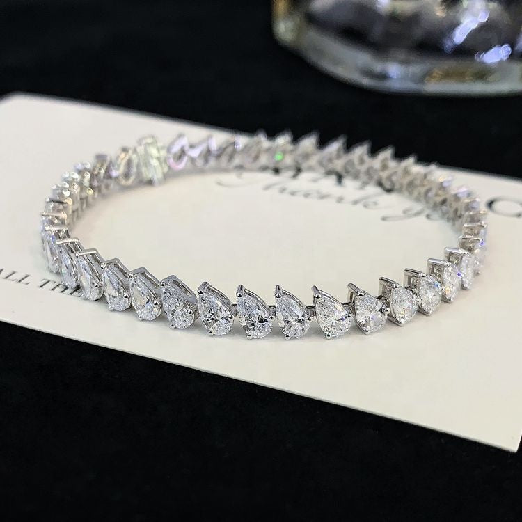 8.0 Carat Lab-Grown Pear Cut Diamond Tennis Bracelet in 14K Gold – 0.3ct Each