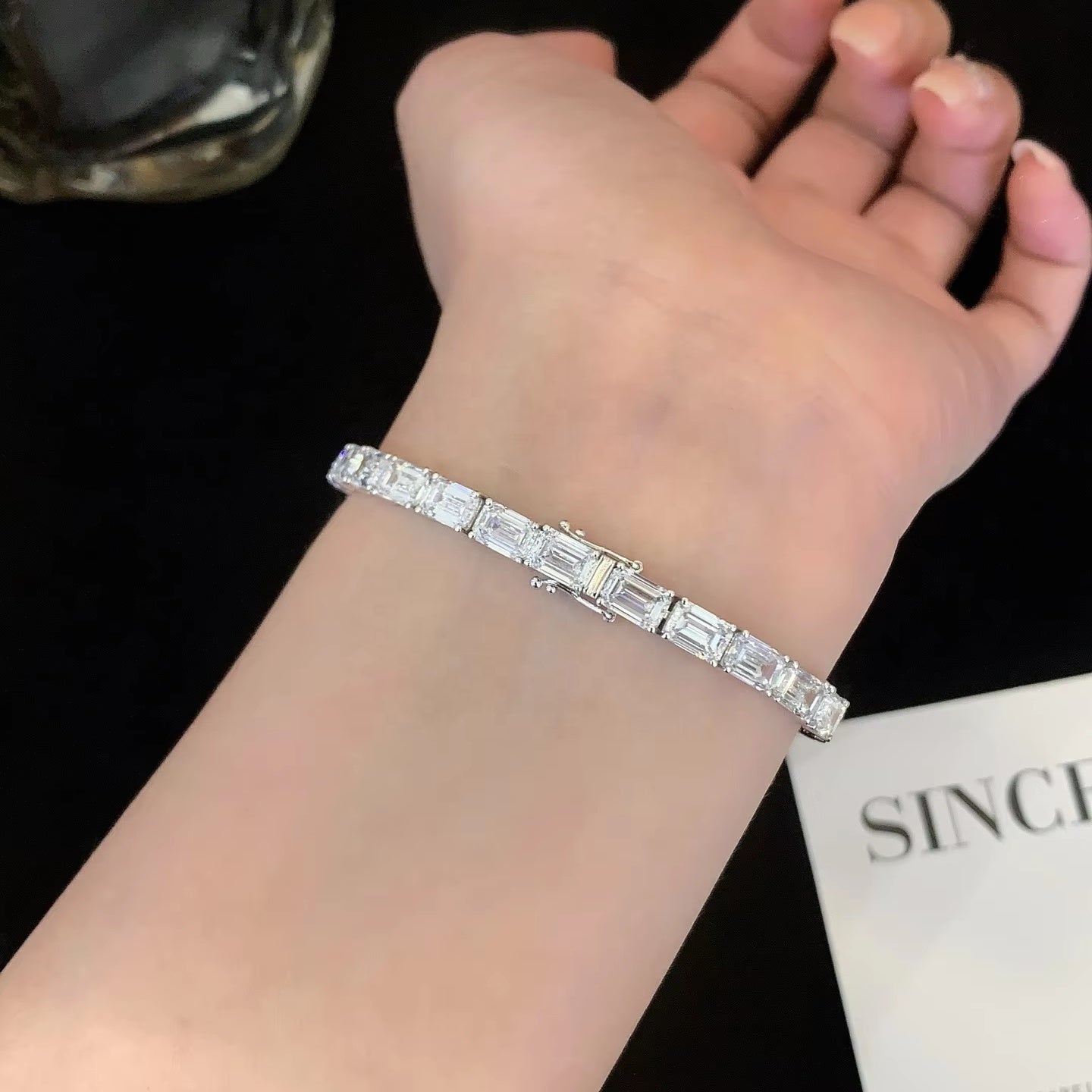 9 Carat Emerald-Cut Diamond Tennis Bracelet in 14K White Gold