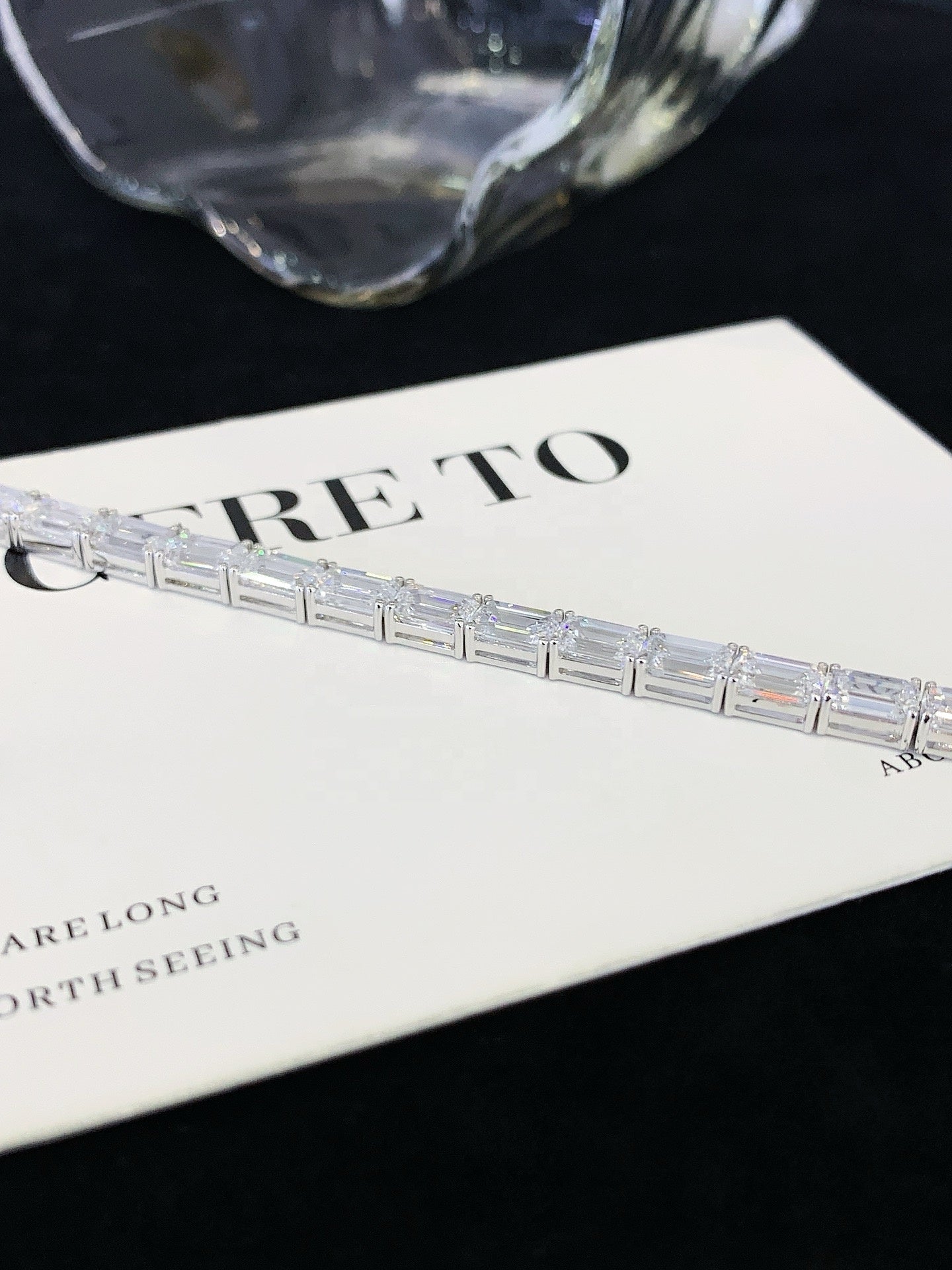 9 Carat Emerald-Cut Diamond Tennis Bracelet in 14K White Gold