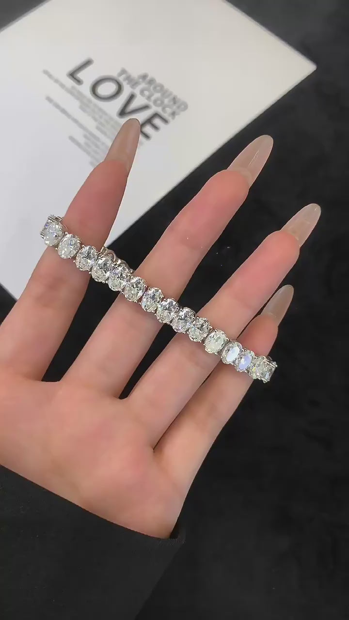 22 Carat Oval-Cut Diamond Tennis Bracelet in 14K White Gold