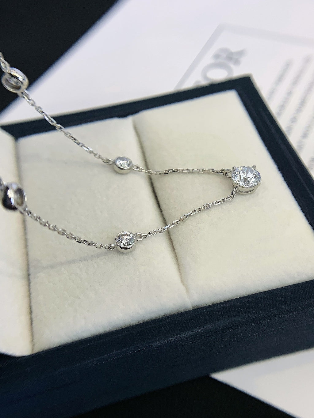 1.00 Carat Lab-Grown Diamond Necklace in 14K White Gold – IGI Certified with Bezel-Set Accents