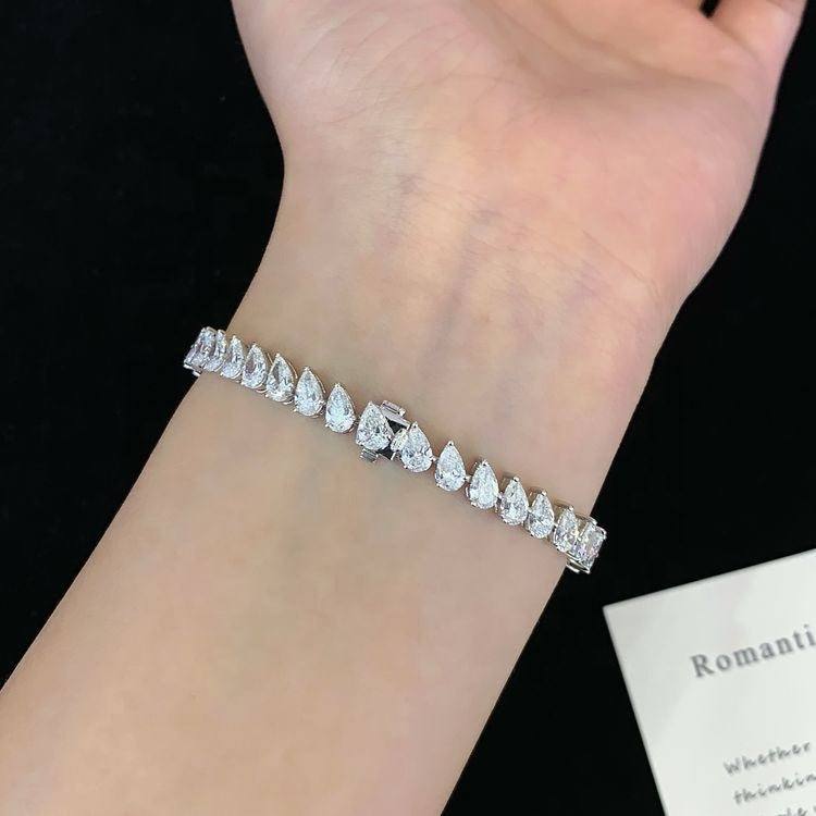 8.0 Carat Lab-Grown Pear Cut Diamond Tennis Bracelet in 14K Gold – 0.3ct Each