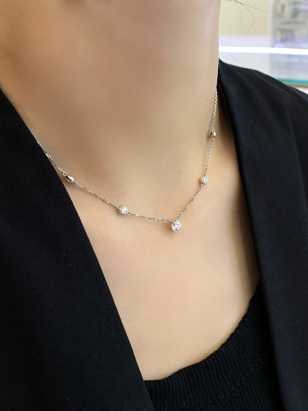 1.00 Carat Lab-Grown Diamond Necklace in 14K White Gold – IGI Certified with Bezel-Set Accents