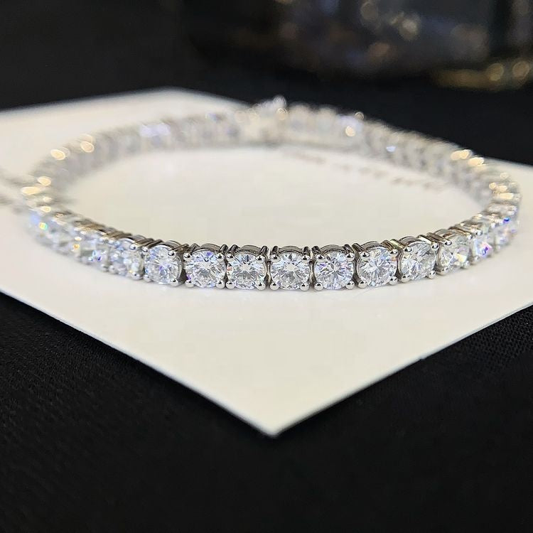 7 Carat Round-Cut Diamond Tennis Bracelet