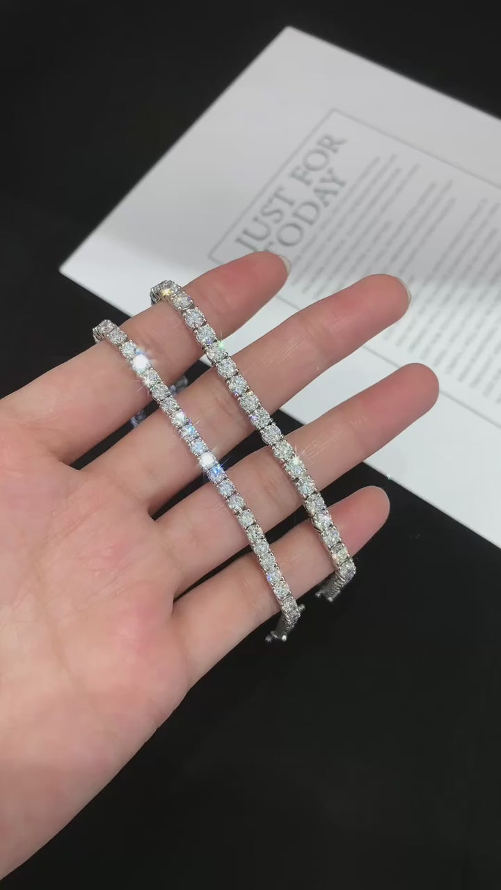 7 Carat Round-Cut Diamond Tennis Bracelet